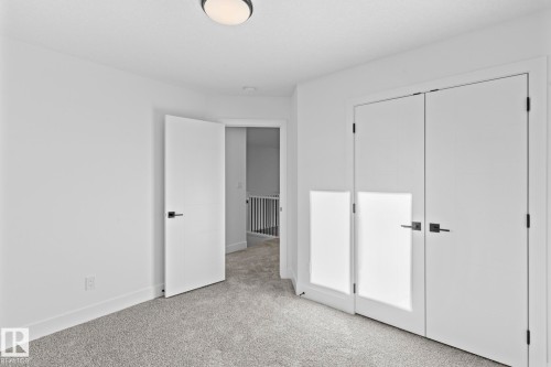 90 Spring Link, Spruce Grove, AB - Indoor Photo Showing Other Room