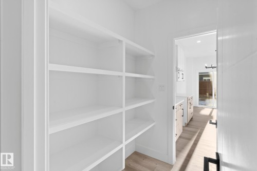 90 Spring Link, Spruce Grove, AB - Indoor With Storage