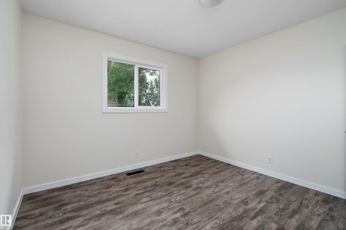 4728 48 Avenue, Wetaskiwin, AB - Indoor Photo Showing Other Room