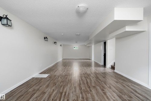 4728 48 Avenue, Wetaskiwin, AB - Indoor Photo Showing Other Room