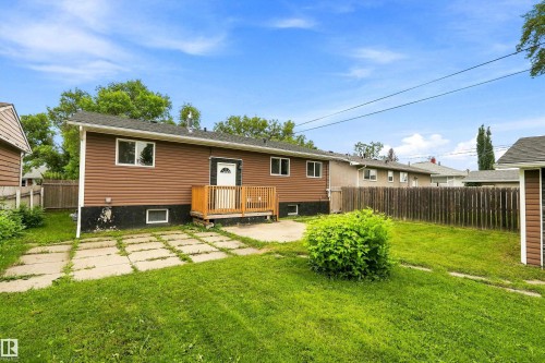 4728 48 Avenue, Wetaskiwin, AB - Outdoor With Exterior