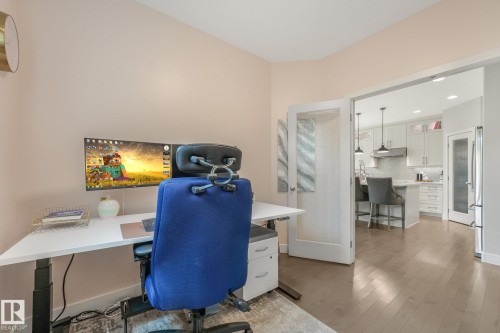 2722 Kirkland Way Sw, Edmonton, AB - Indoor Photo Showing Office