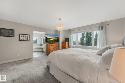 2722 Kirkland Way Sw, Edmonton, AB - Indoor Photo Showing Bedroom