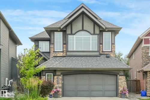 2722 Kirkland Way Sw, Edmonton, AB - Outdoor