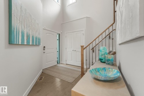 2722 Kirkland Way Sw, Edmonton, AB - Indoor Photo Showing Other Room