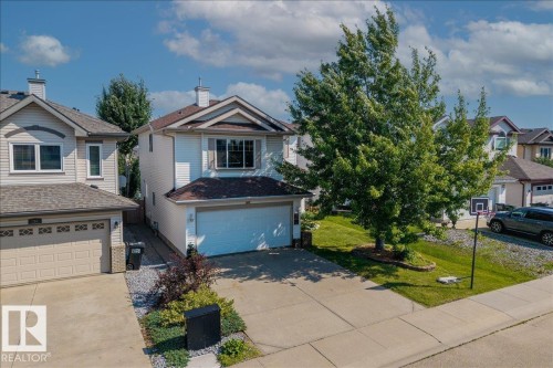 306 Hilliard Close Nw, Edmonton, AB - Outdoor With Facade