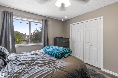 20032 53A Avenue Nw, Edmonton, AB - Indoor Photo Showing Bedroom
