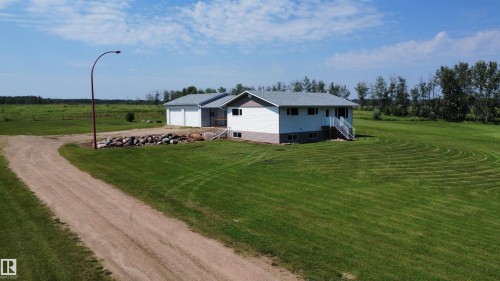 58514 Rg Rd 243   Rural Westlock County, AB T0G 2J0