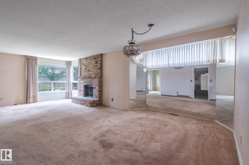 33 Whiteoaks Estates, St. Albert, AB - Indoor With Fireplace