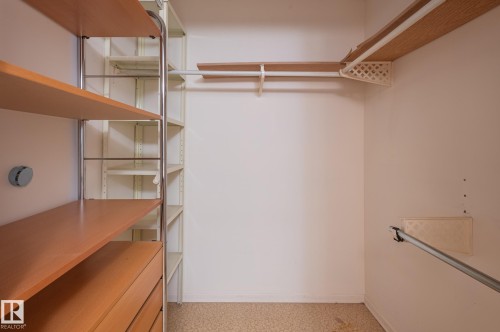 33 Whiteoaks Estates, St. Albert, AB - Indoor With Storage