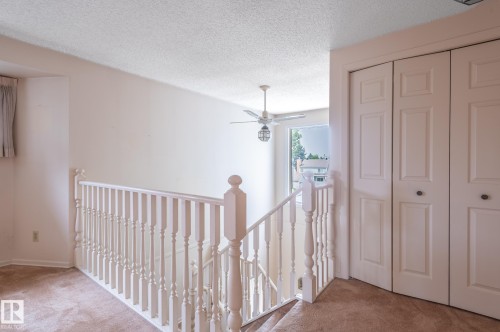 33 Whiteoaks Estates, St. Albert, AB - Indoor Photo Showing Other Room