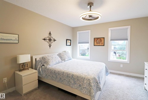 66 Springwood Way, Spruce Grove, AB - Indoor Photo Showing Bedroom