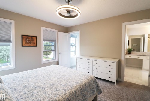 66 Springwood Way, Spruce Grove, AB - Indoor Photo Showing Bedroom