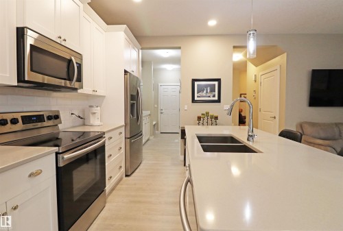 66 Springwood Way, Spruce Grove, AB - Indoor Photo Showing Kitchen With Double Sink