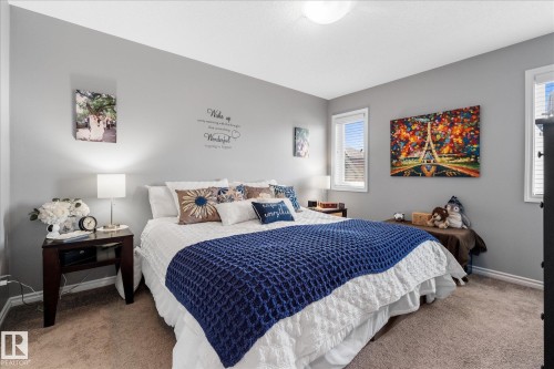 3313 Weidle Way Sw, Edmonton, AB - Indoor Photo Showing Bedroom