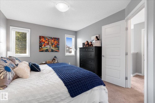 3313 Weidle Way Sw, Edmonton, AB - Indoor Photo Showing Bedroom