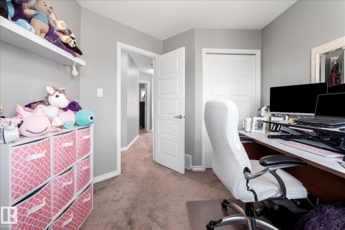 3313 Weidle Way Sw, Edmonton, AB - Indoor Photo Showing Office