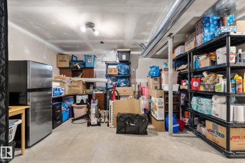 3313 Weidle Way Sw, Edmonton, AB - Indoor