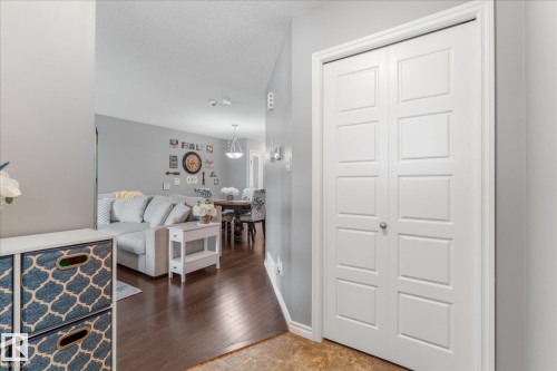 3313 Weidle Way Sw, Edmonton, AB - Indoor Photo Showing Other Room