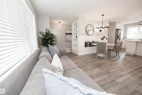 12107 131 Avenue Nw, Edmonton, AB - Indoor