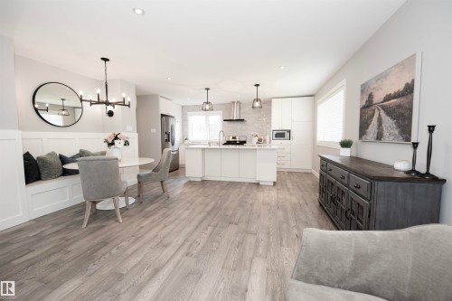 12107 131 Avenue Nw, Edmonton, AB - Indoor