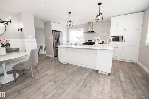 12107 131 Avenue Nw, Edmonton, AB - Indoor Photo Showing Other Room