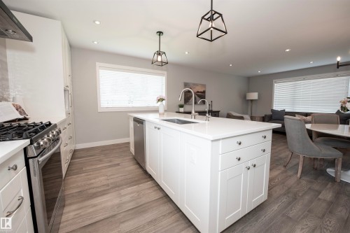 12107 131 Avenue Nw, Edmonton, AB - Indoor Photo Showing Other Room