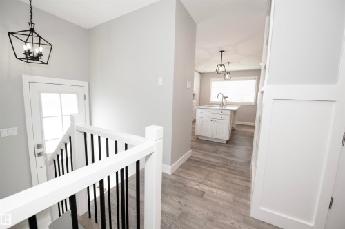 12107 131 Avenue Nw, Edmonton, AB - Indoor Photo Showing Other Room