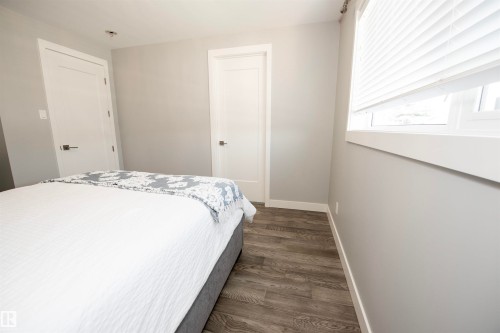 12107 131 Avenue Nw, Edmonton, AB - Indoor Photo Showing Bedroom