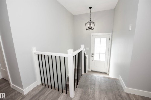 12107 131 Avenue Nw, Edmonton, AB - Indoor Photo Showing Other Room