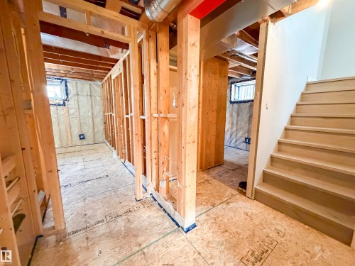 12107 131 Avenue Nw, Edmonton, AB - Indoor Photo Showing Other Room