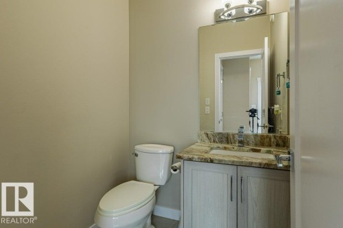 9372 Cooper Bend Sw, Edmonton, AB - Indoor Photo Showing Bathroom