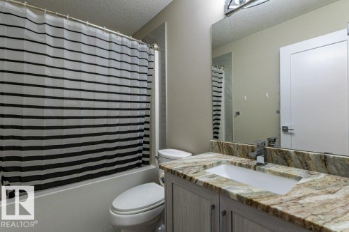 9372 Cooper Bend Sw, Edmonton, AB - Indoor Photo Showing Bathroom