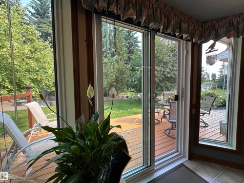 2340 28 Avenue Sw, Edmonton, AB - Indoor Photo Showing Other Room