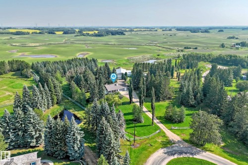 2340 28 Avenue Sw, Edmonton, AB - Outdoor With View