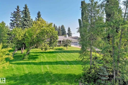 2340 28 Avenue Sw, Edmonton, AB - Outdoor