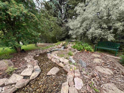 2340 28 Avenue Sw, Edmonton, AB - Outdoor