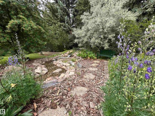 2340 28 Avenue Sw, Edmonton, AB - Outdoor