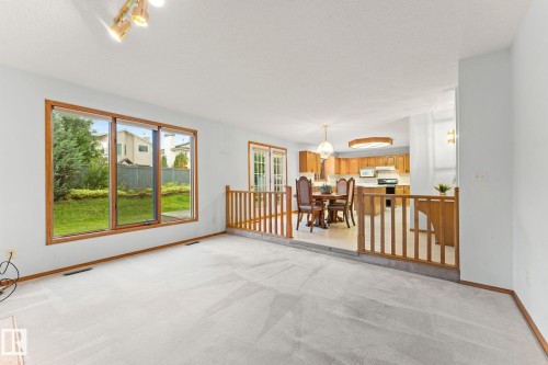 11 Heritage Boulevard, St. Albert, AB - Indoor
