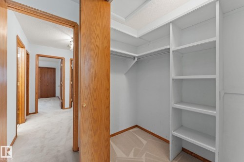 11 Heritage Boulevard, St. Albert, AB - Indoor