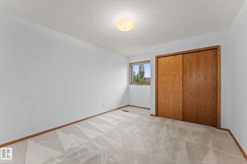 11 Heritage Boulevard, St. Albert, AB - Indoor Photo Showing Other Room
