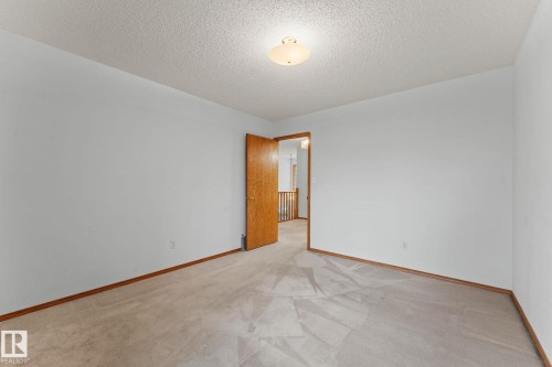 11 Heritage Boulevard, St. Albert, AB - Indoor Photo Showing Other Room