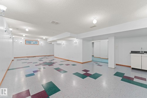 11 Heritage Boulevard, St. Albert, AB - Indoor Photo Showing Other Room