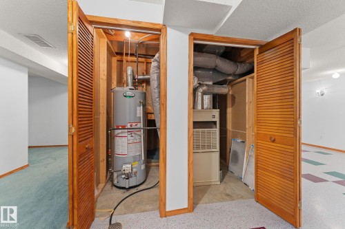 11 Heritage Boulevard, St. Albert, AB - Indoor Photo Showing Basement