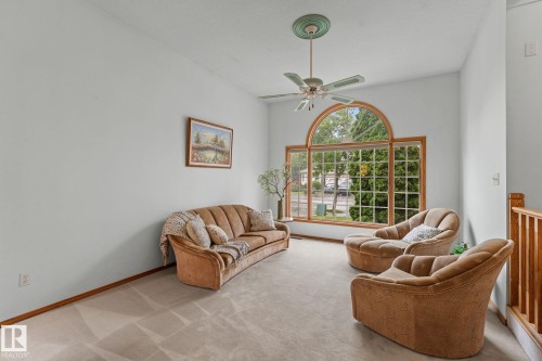 11 Heritage Boulevard, St. Albert, AB - Indoor Photo Showing Other Room