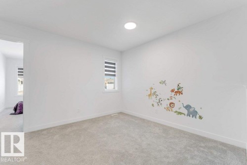 1116 Cristall Crescent Sw, Edmonton, AB - Indoor Photo Showing Other Room