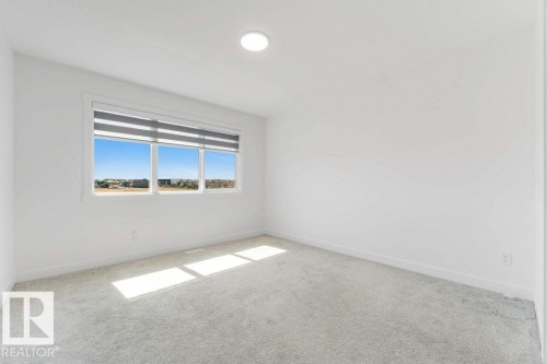 1116 Cristall Crescent Sw, Edmonton, AB - Indoor Photo Showing Other Room