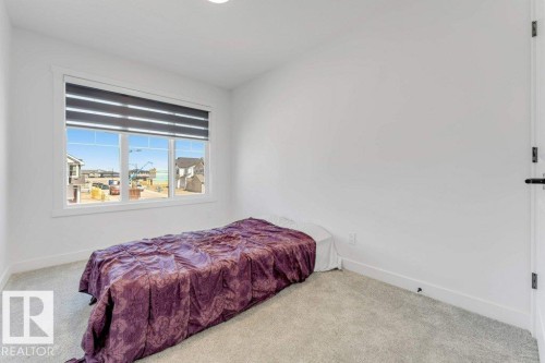1116 Cristall Crescent Sw, Edmonton, AB - Indoor Photo Showing Bedroom