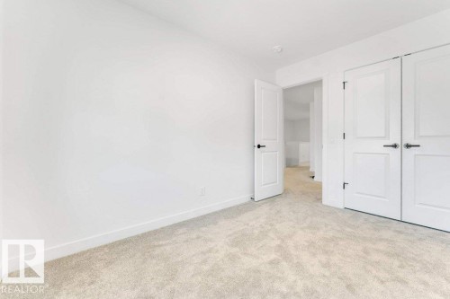 1116 Cristall Crescent Sw, Edmonton, AB - Indoor Photo Showing Other Room