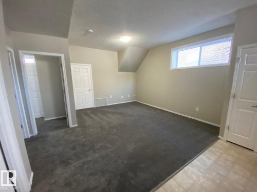 122 142 Selkirk Place, Leduc, AB - Indoor Photo Showing Other Room